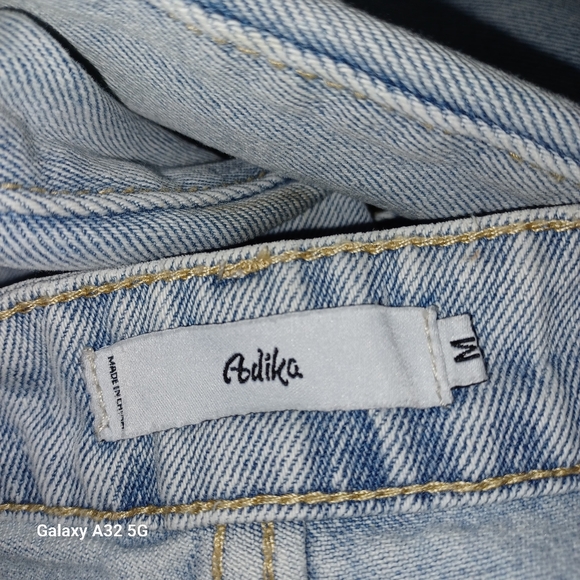 Adika Women Size M Blue Flare Wide Leg Jeans - Picture 2 of 16